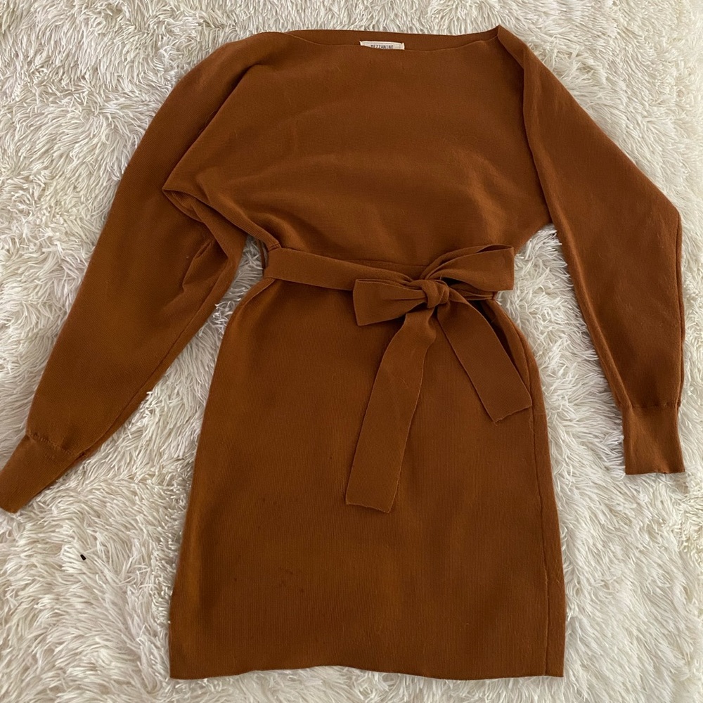 SOLD‼️ Mezzanine- Sweater Dress